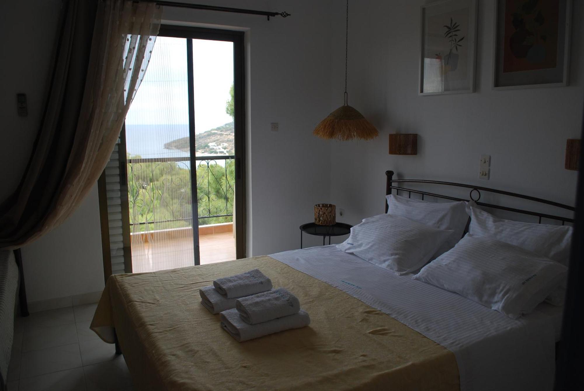 Sunset Rooms Agia Marina  外观 照片