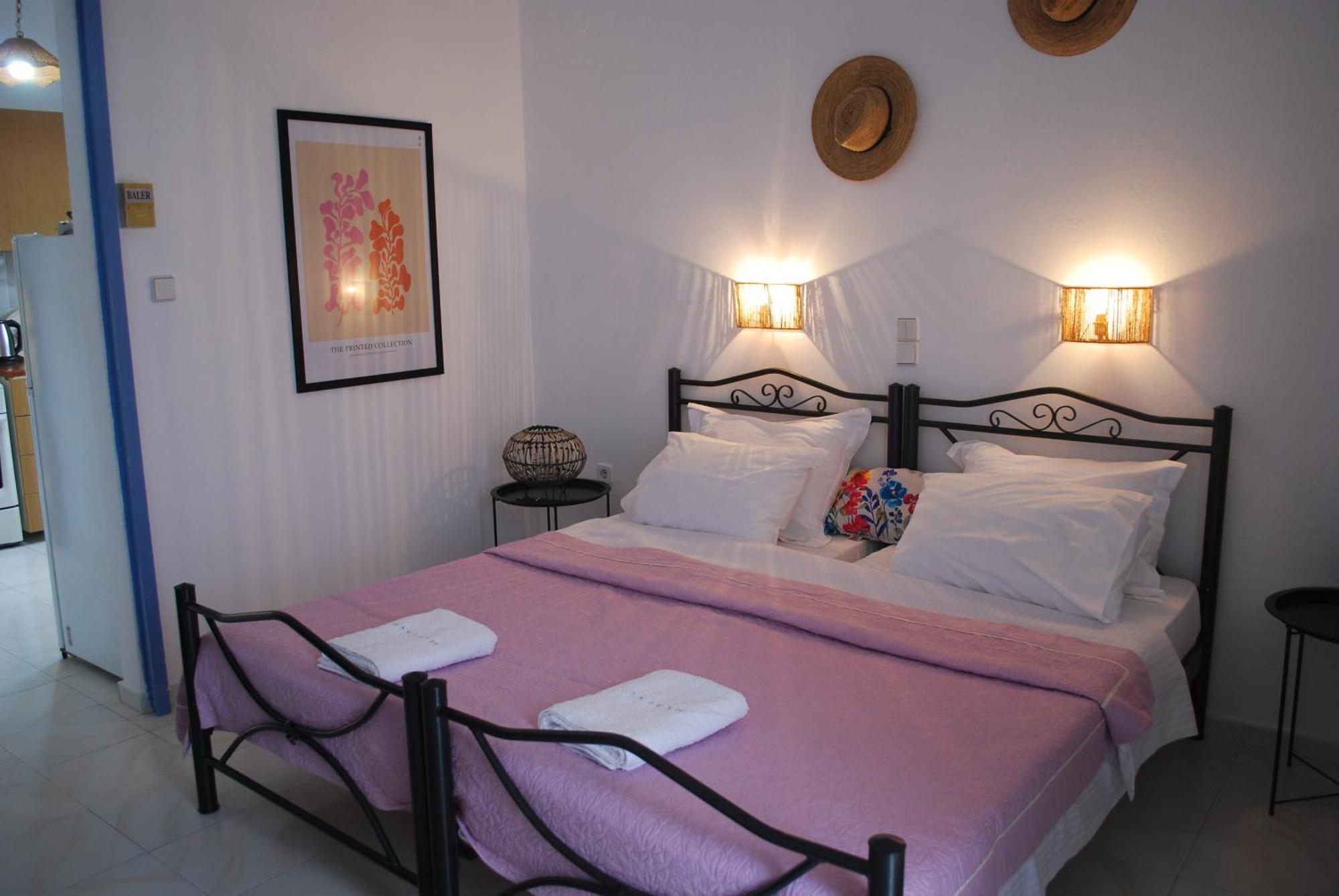Sunset Rooms Agia Marina  外观 照片